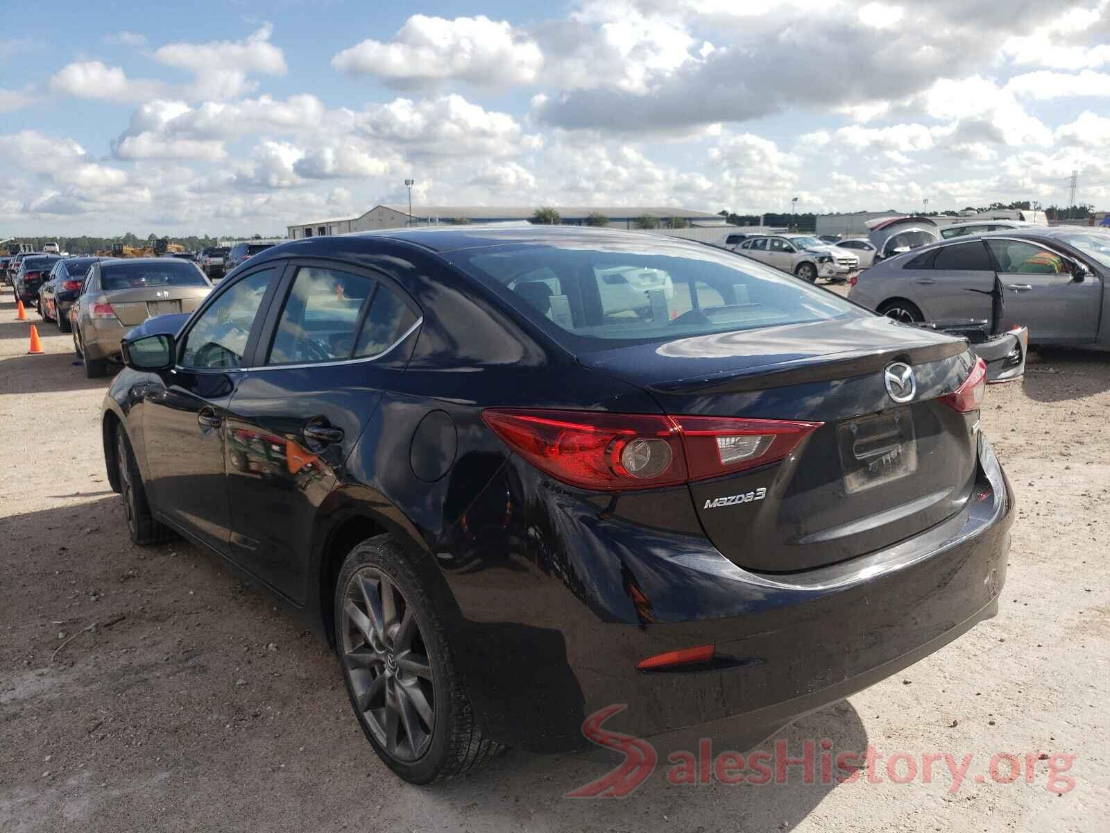 3MZBN1V31JM208709 2018 MAZDA 3