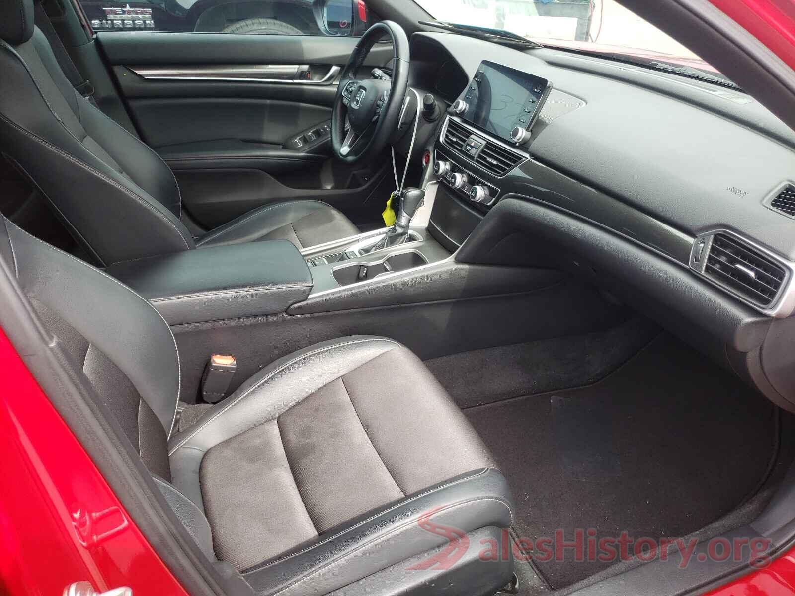 1HGCV1F30JA260756 2018 HONDA ACCORD