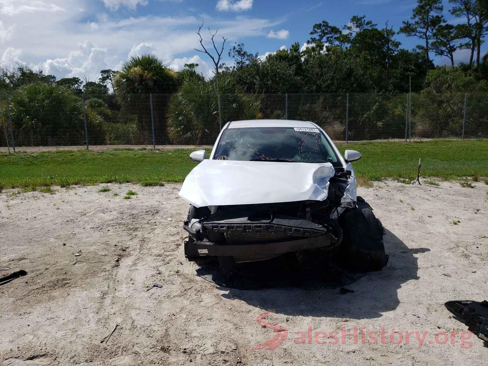 5NPD74LF3JH324813 2018 HYUNDAI ELANTRA