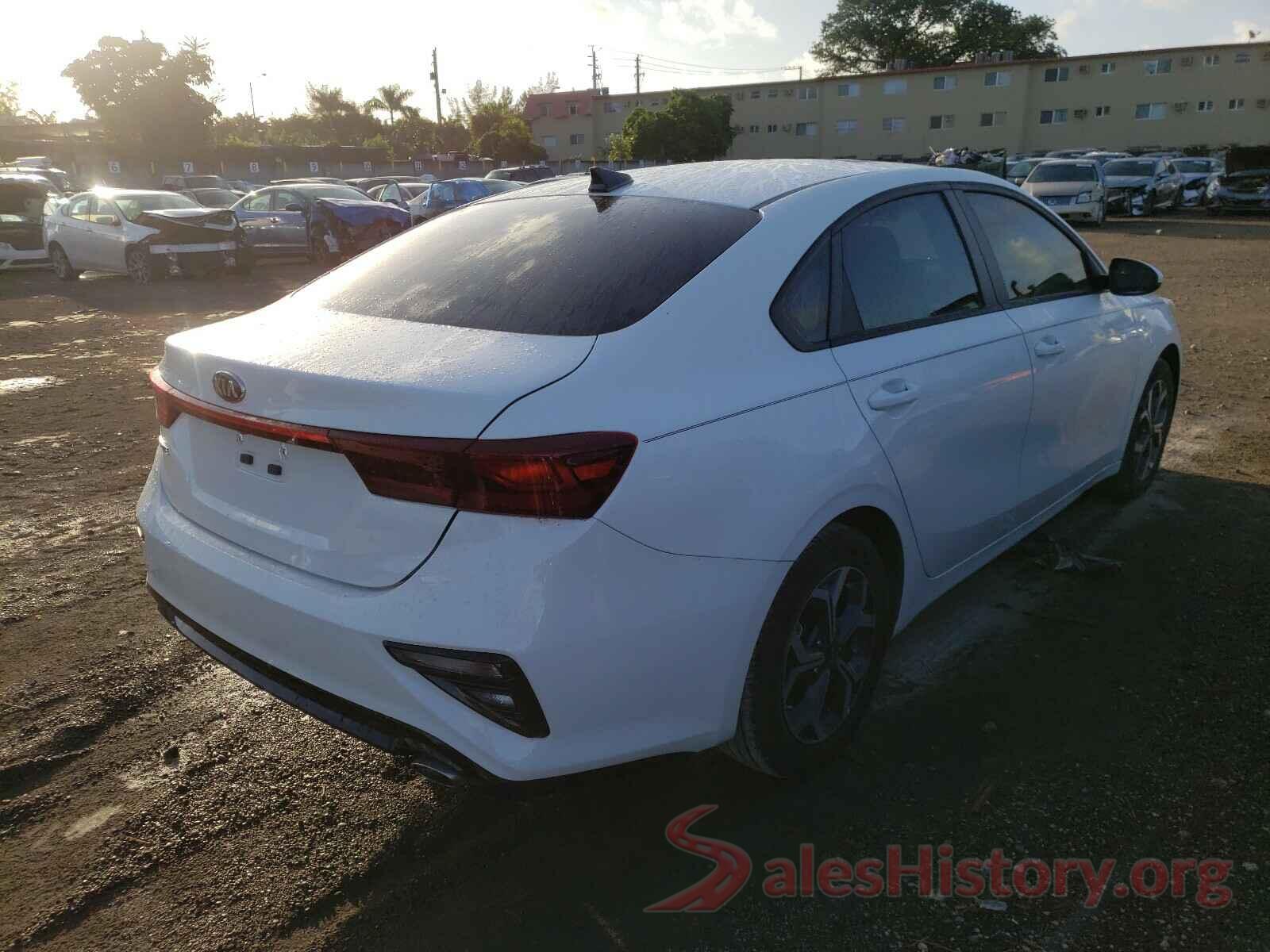 3KPF24AD4KE125896 2019 KIA FORTE