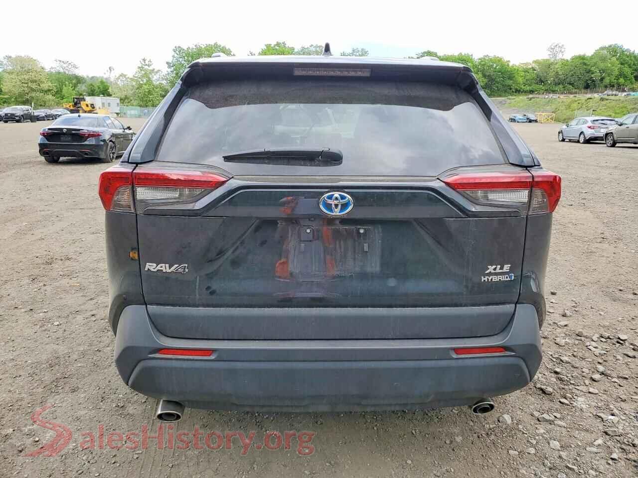 2024 TOYOTA RAV4 VIN 2T3B6RFV4RW073492, left side view