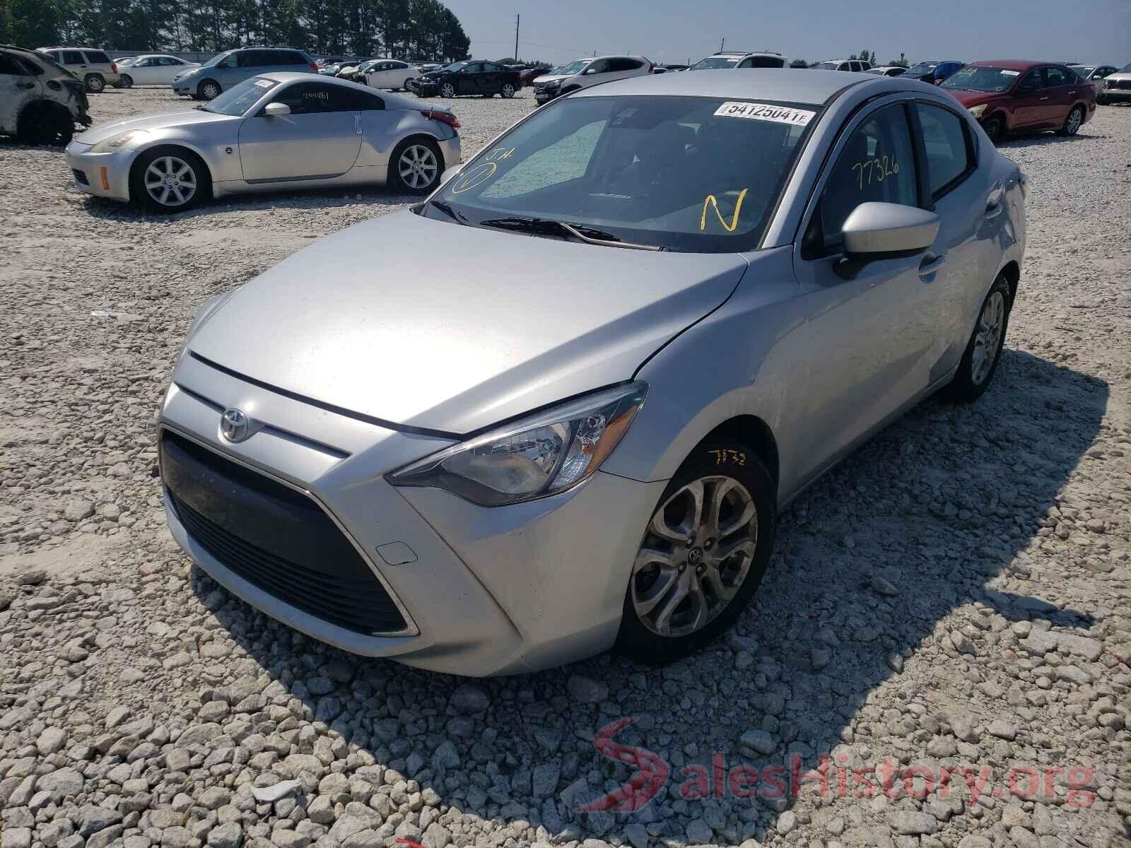 3MYDLBYV2JY329702 2018 TOYOTA YARIS