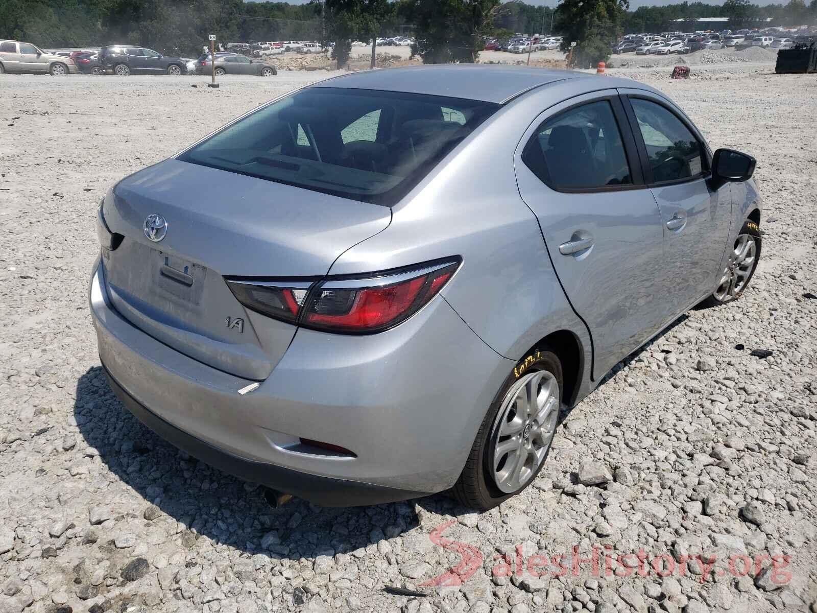 3MYDLBYV2JY329702 2018 TOYOTA YARIS