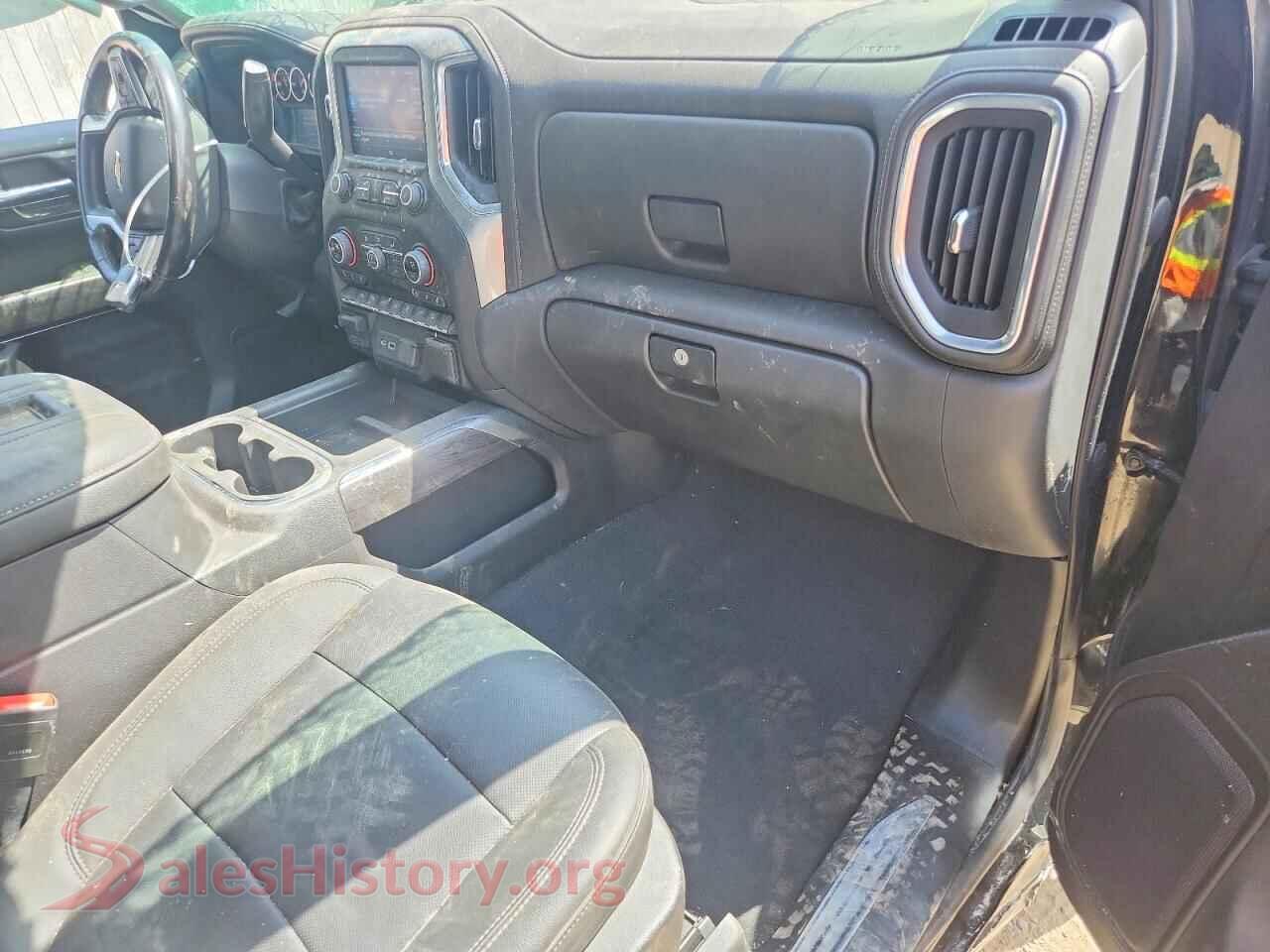 2022 CHEVROLET SILVERADO VIN 3GCUYGEDXNG110703, interior dashboard