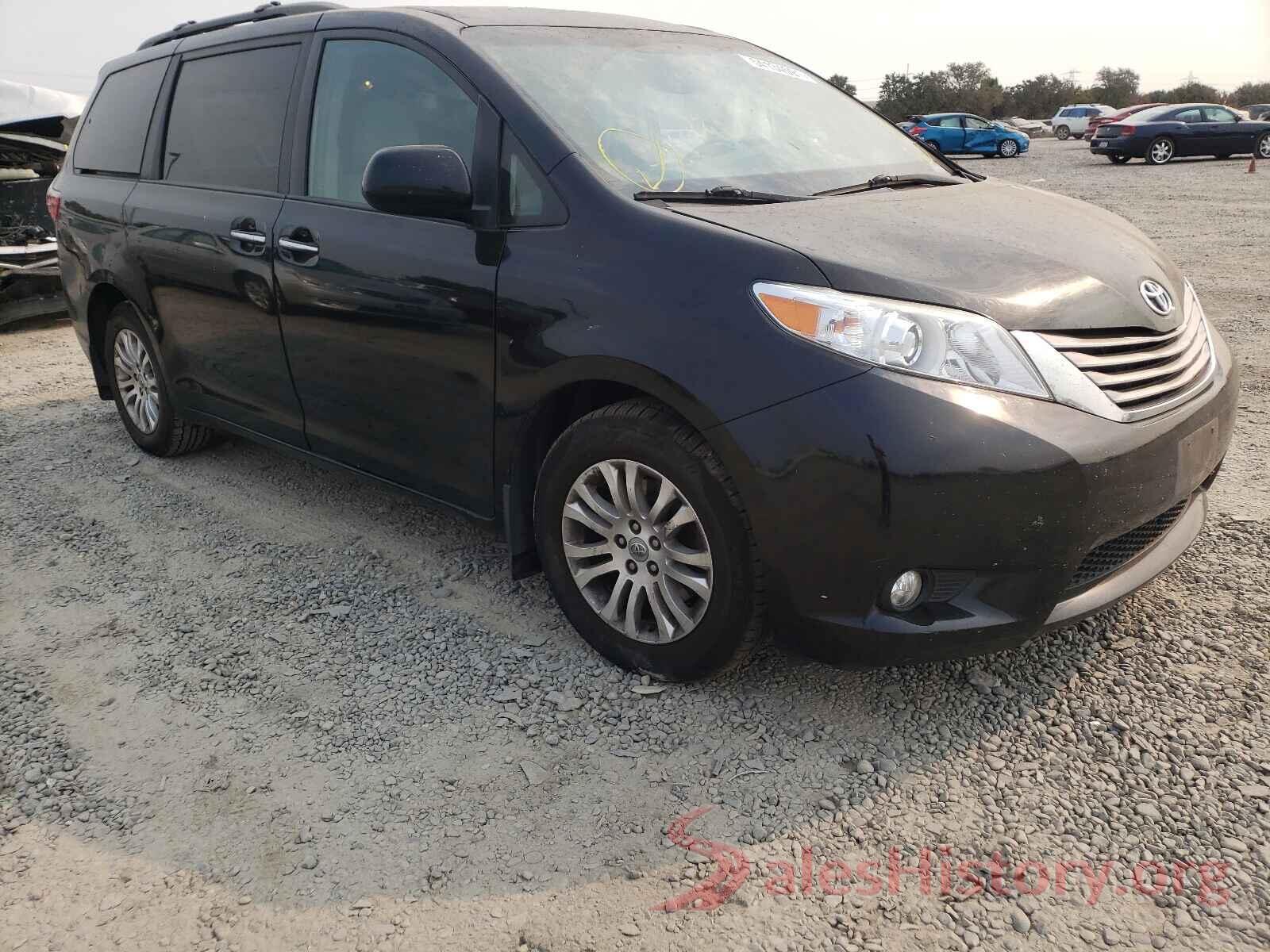 5TDYZ3DCXHS898579 2017 TOYOTA SIENNA