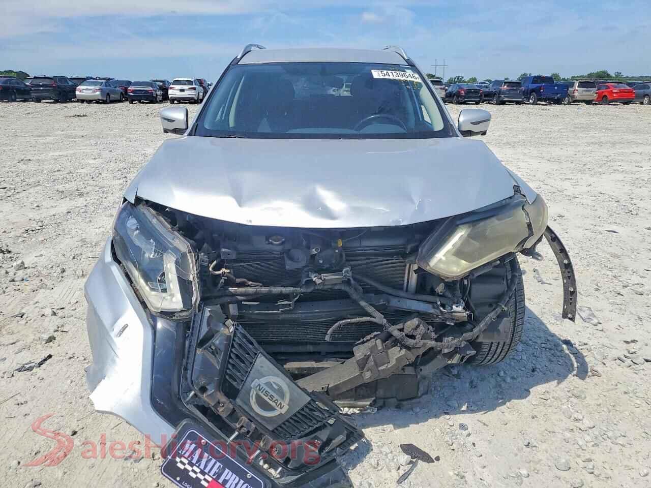 2017 NISSAN ROGUE VIN JN8AT2MVXHW278849, rear view