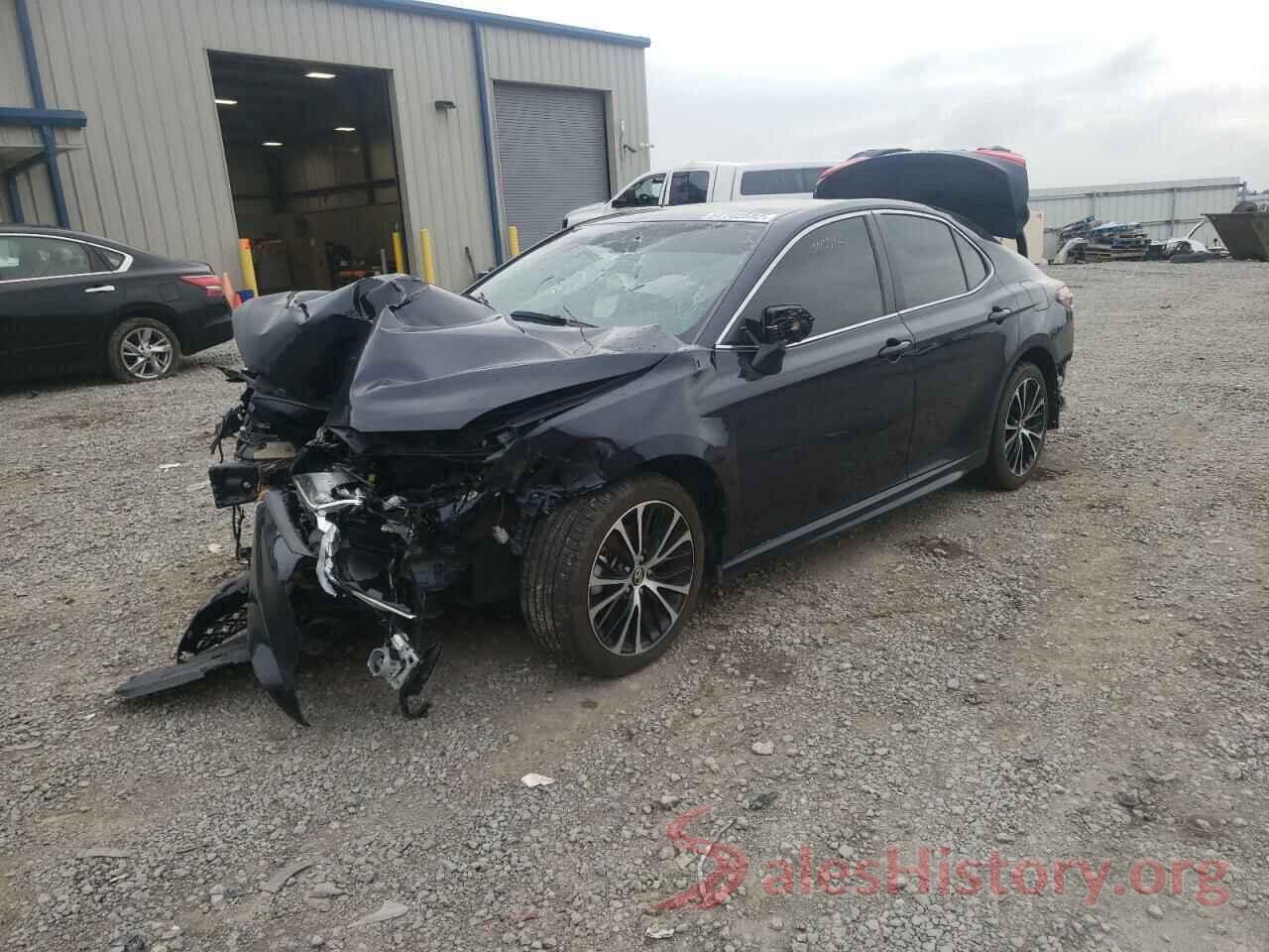 4T1B11HKXKU697718 2019 TOYOTA CAMRY