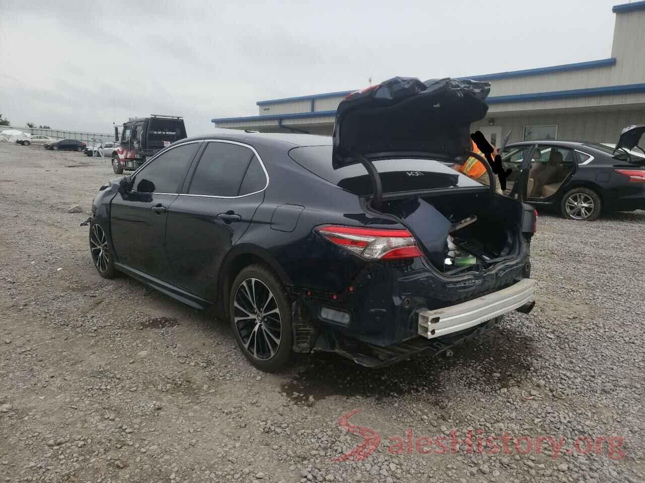 4T1B11HKXKU697718 2019 TOYOTA CAMRY