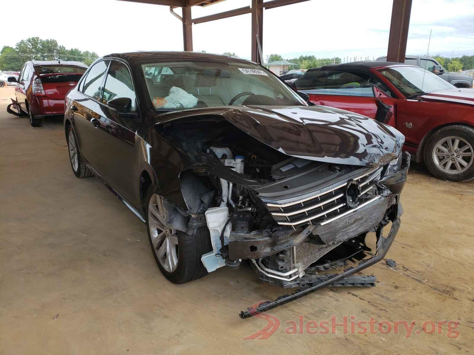 1VWLA7A32KC012404 2019 VOLKSWAGEN PASSAT