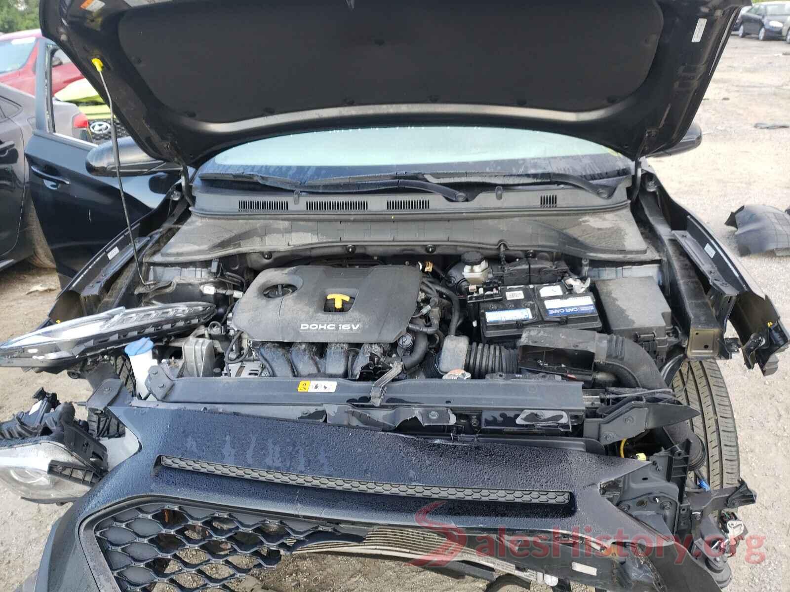 KM8K12AA8JU186997 2018 HYUNDAI KONA