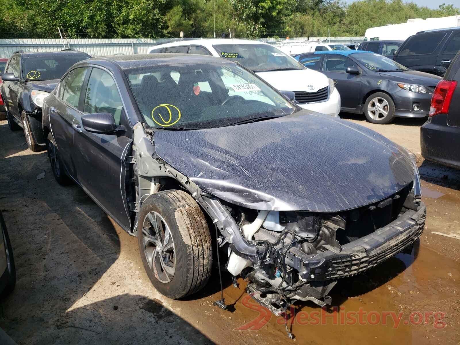 1HGCR2F38HA267538 2017 HONDA ACCORD