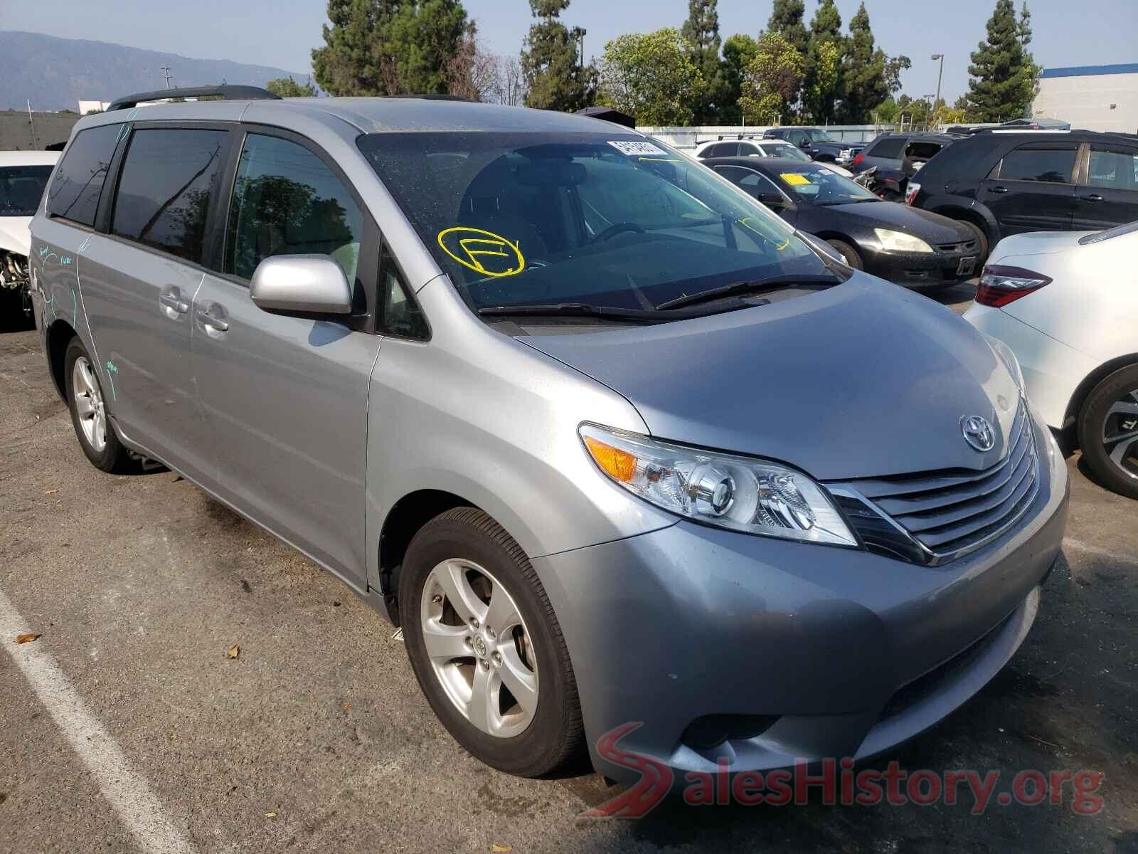 5TDKZ3DC5HS836898 2017 TOYOTA SIENNA