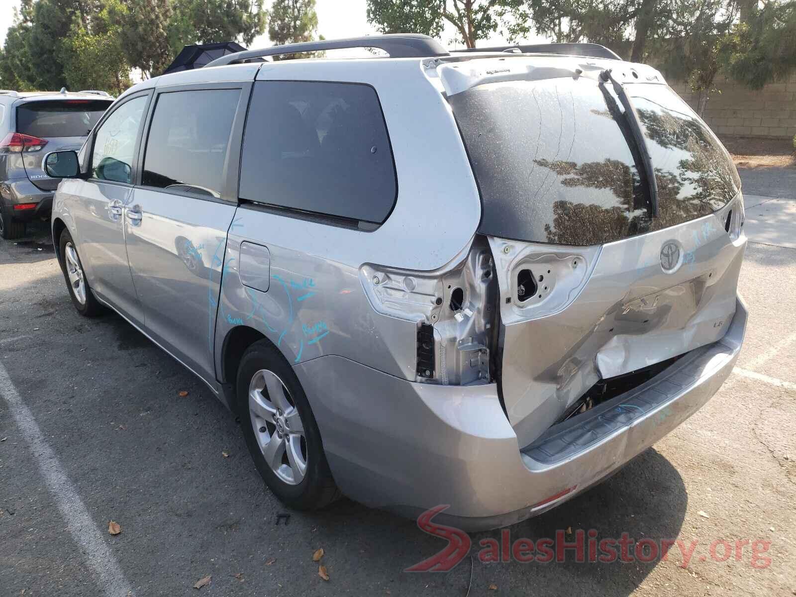 5TDKZ3DC5HS836898 2017 TOYOTA SIENNA