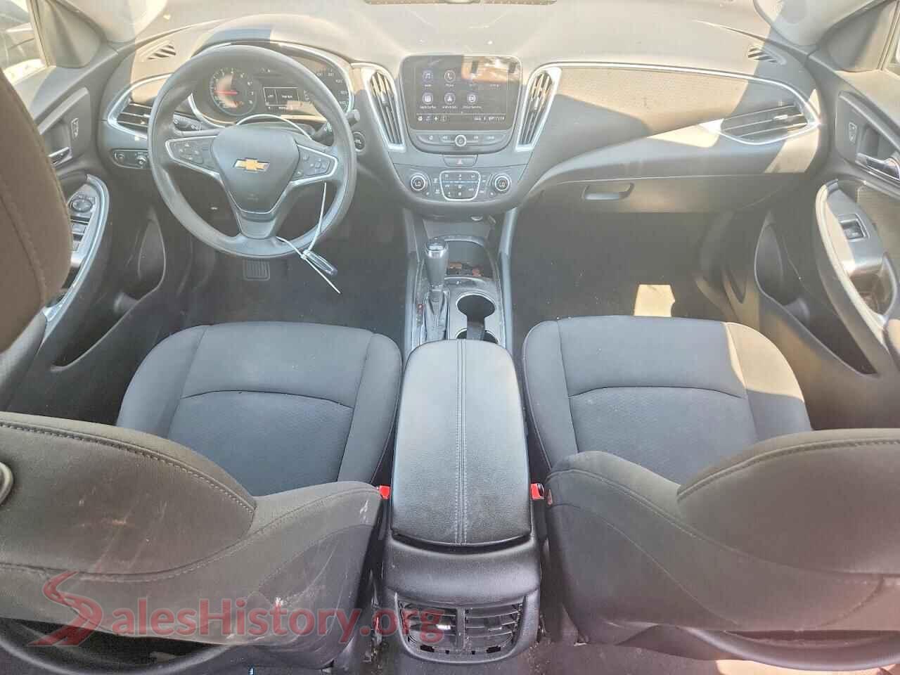 2019 CHEVROLET MALIBU VIN 1G1ZD5ST4KF142490, interior dashboard