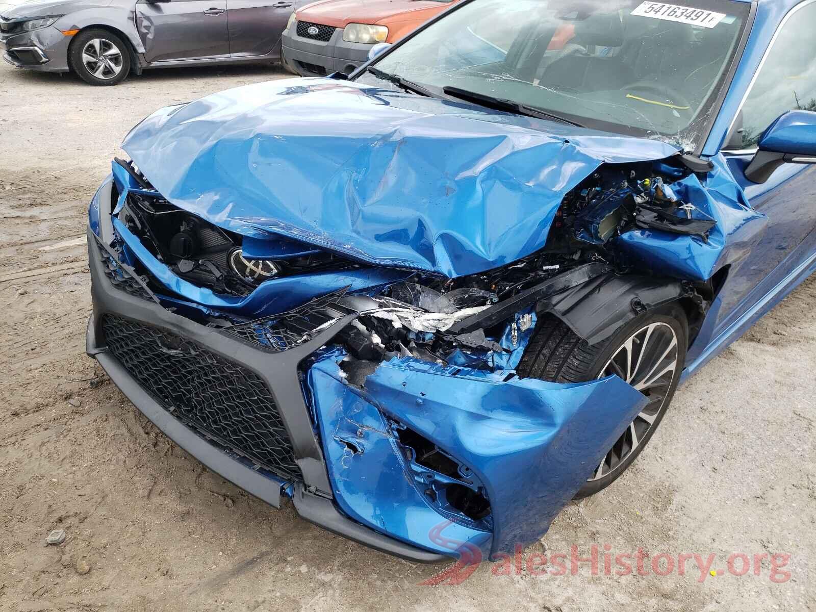 4T1B11HK1JU069433 2018 TOYOTA CAMRY