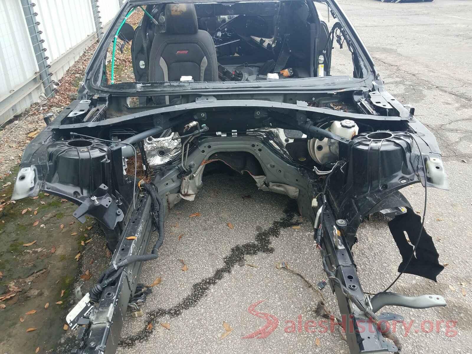 1G1FH1R72K0132598 2019 CHEVROLET CAMARO