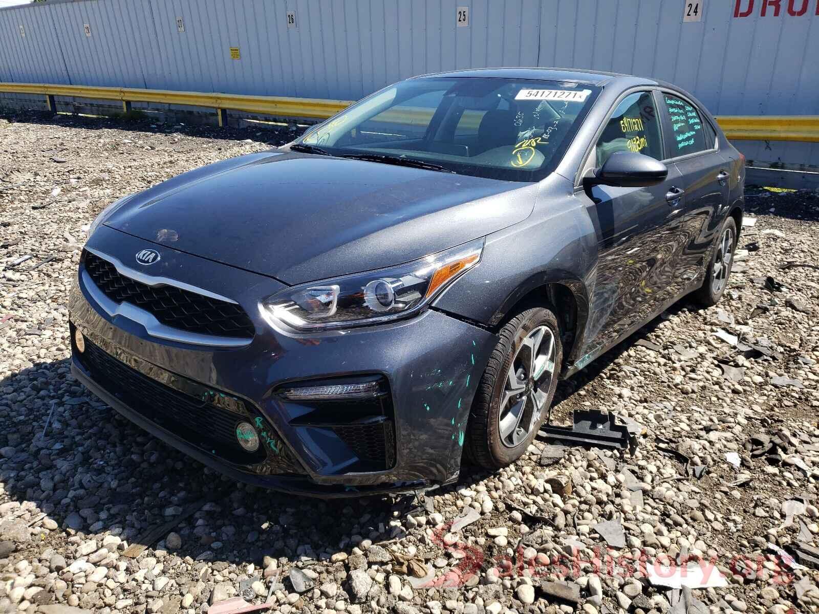 3KPF24AD2ME264105 2021 KIA FORTE