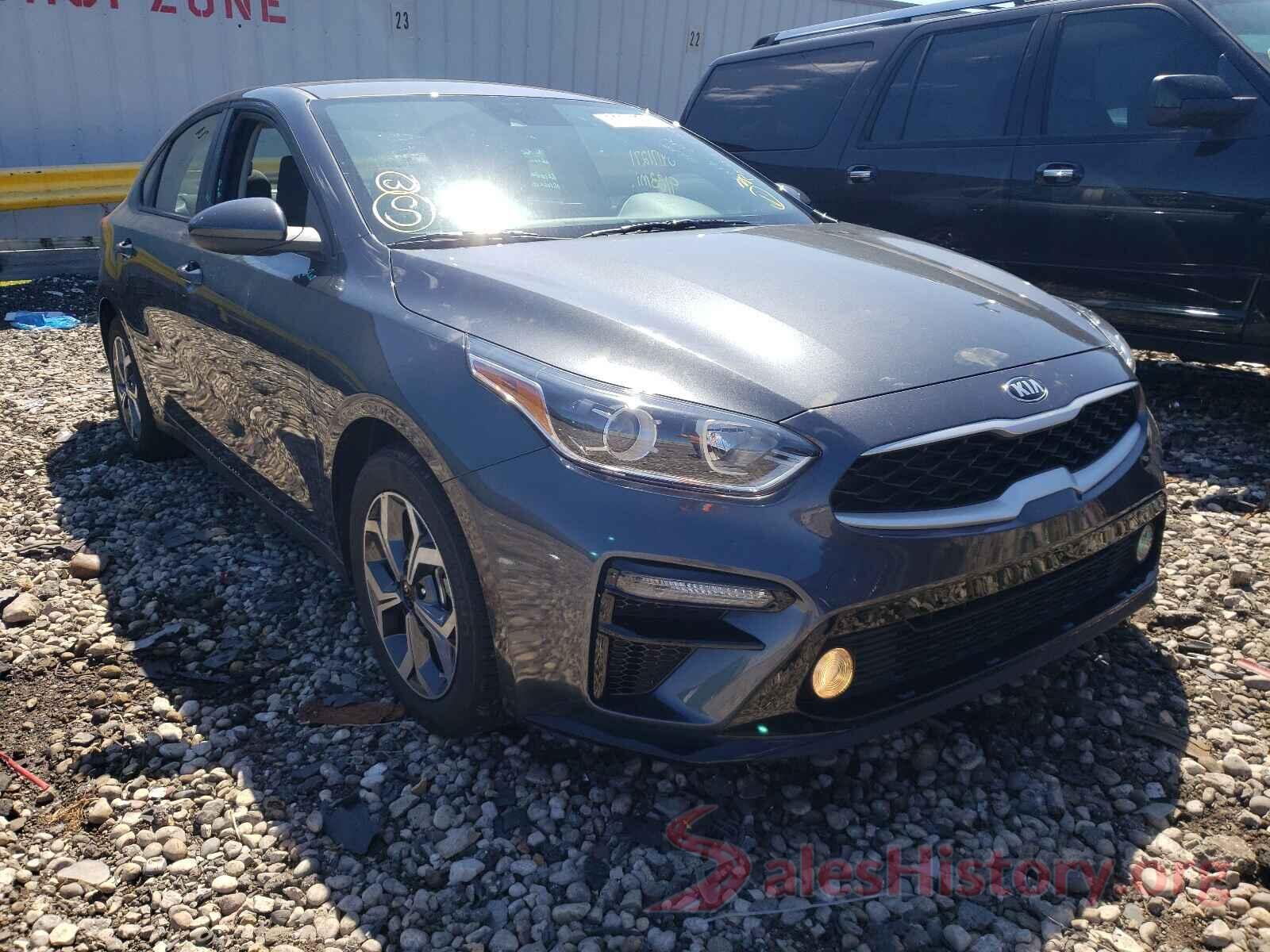 3KPF24AD2ME264105 2021 KIA FORTE