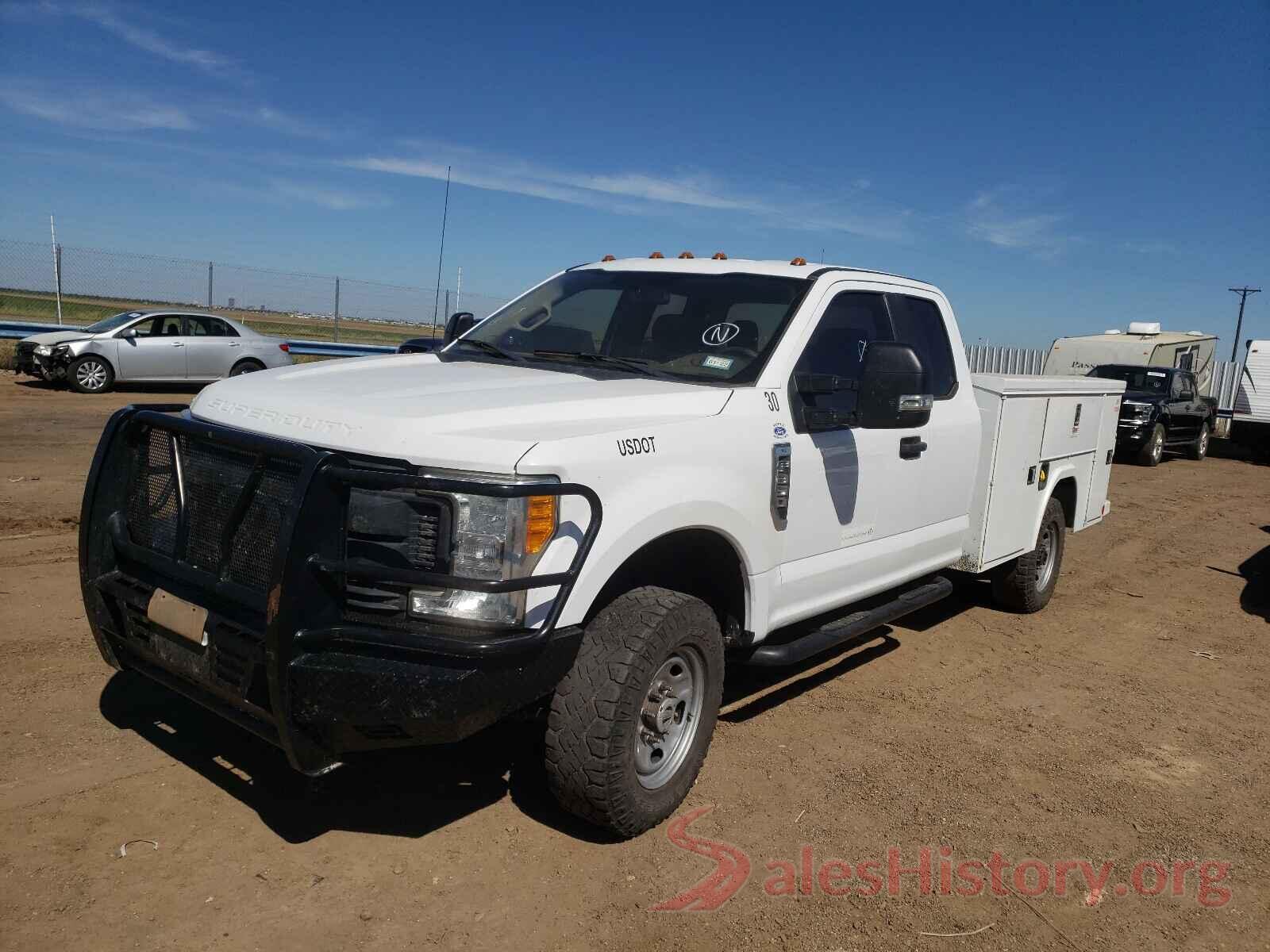 1FD7X3F68HEB92592 2017 FORD F350