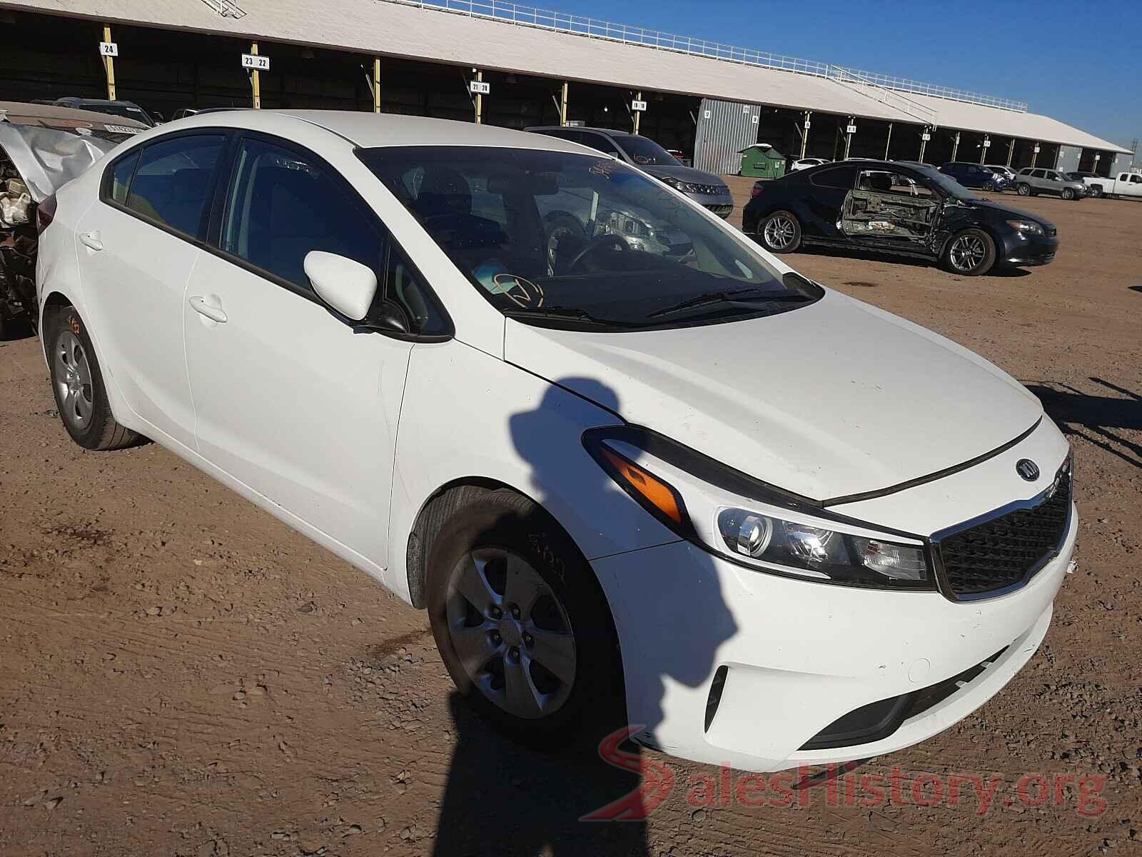 3KPFK4A73HE034749 2017 KIA FORTE