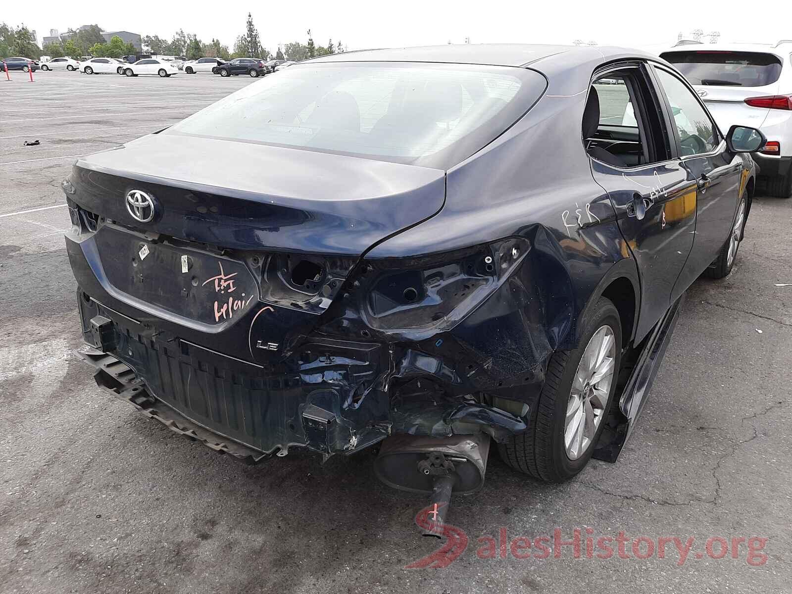 4T1B11HK7JU614406 2018 TOYOTA CAMRY