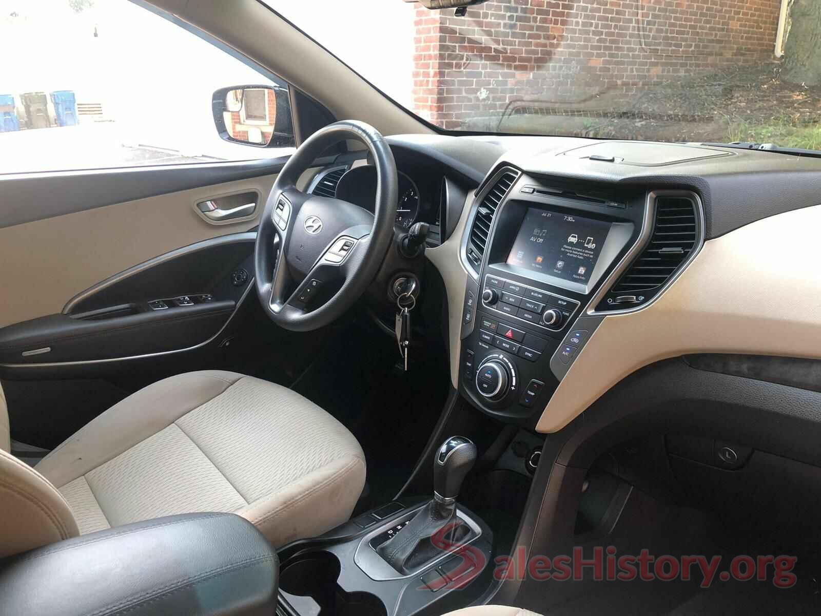 5XYZUDLB4HG387092 2017 HYUNDAI SANTA FE