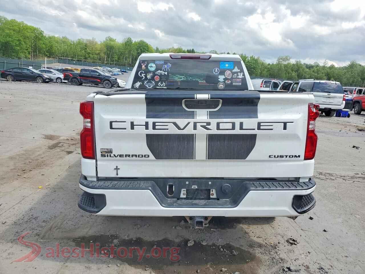 2021 CHEVROLET SILVERADO VIN 1GCPYBEK5MZ390978, left side view