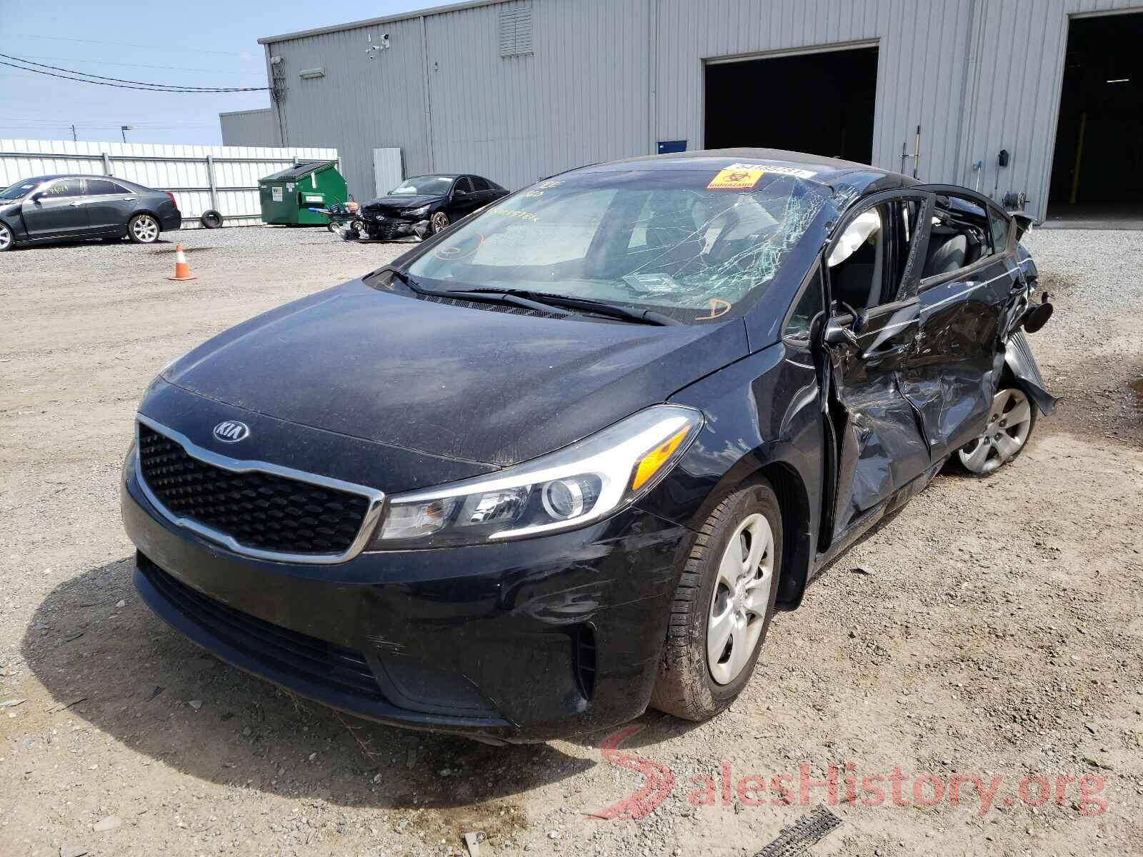 3KPFK4A71JE221932 2018 KIA FORTE