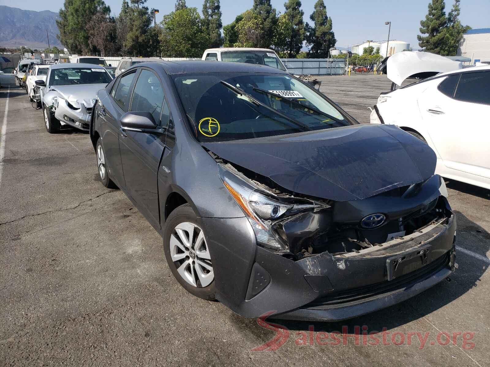 JTDKARFU8J3064565 2018 TOYOTA PRIUS