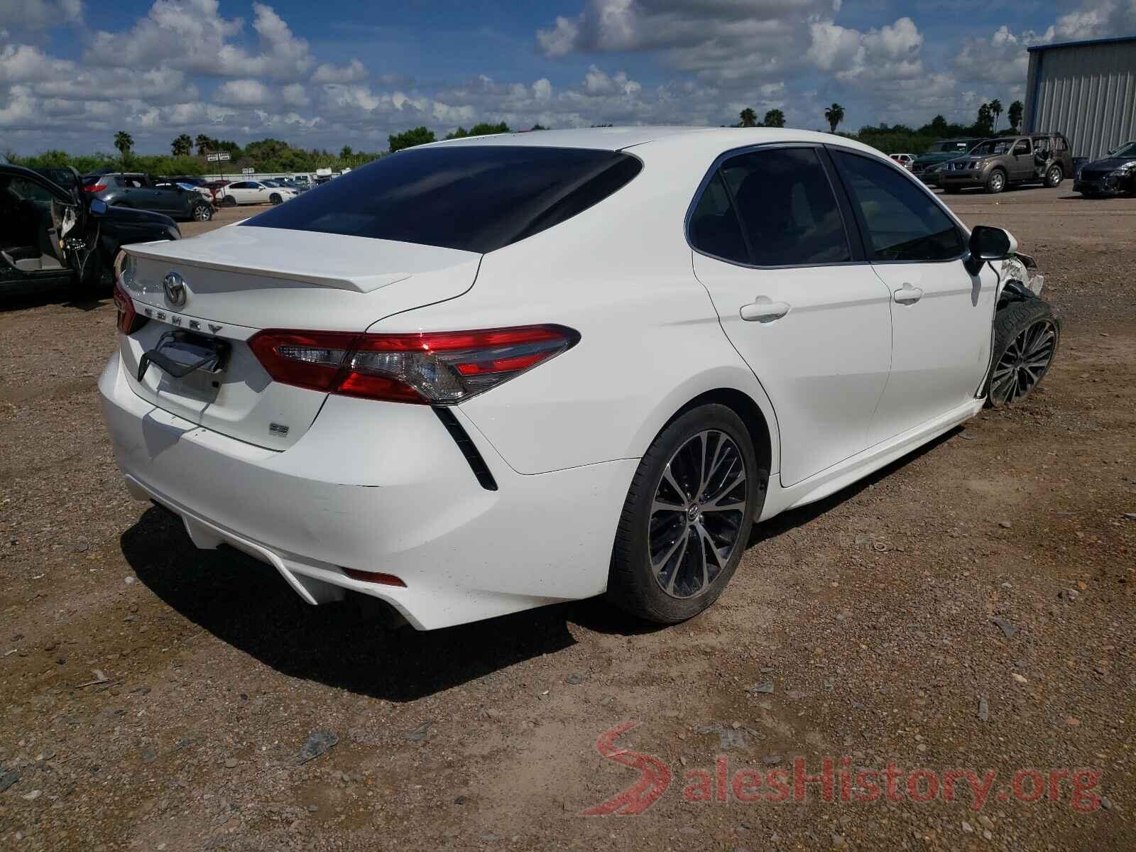 JTNB11HK8J3007081 2018 TOYOTA CAMRY