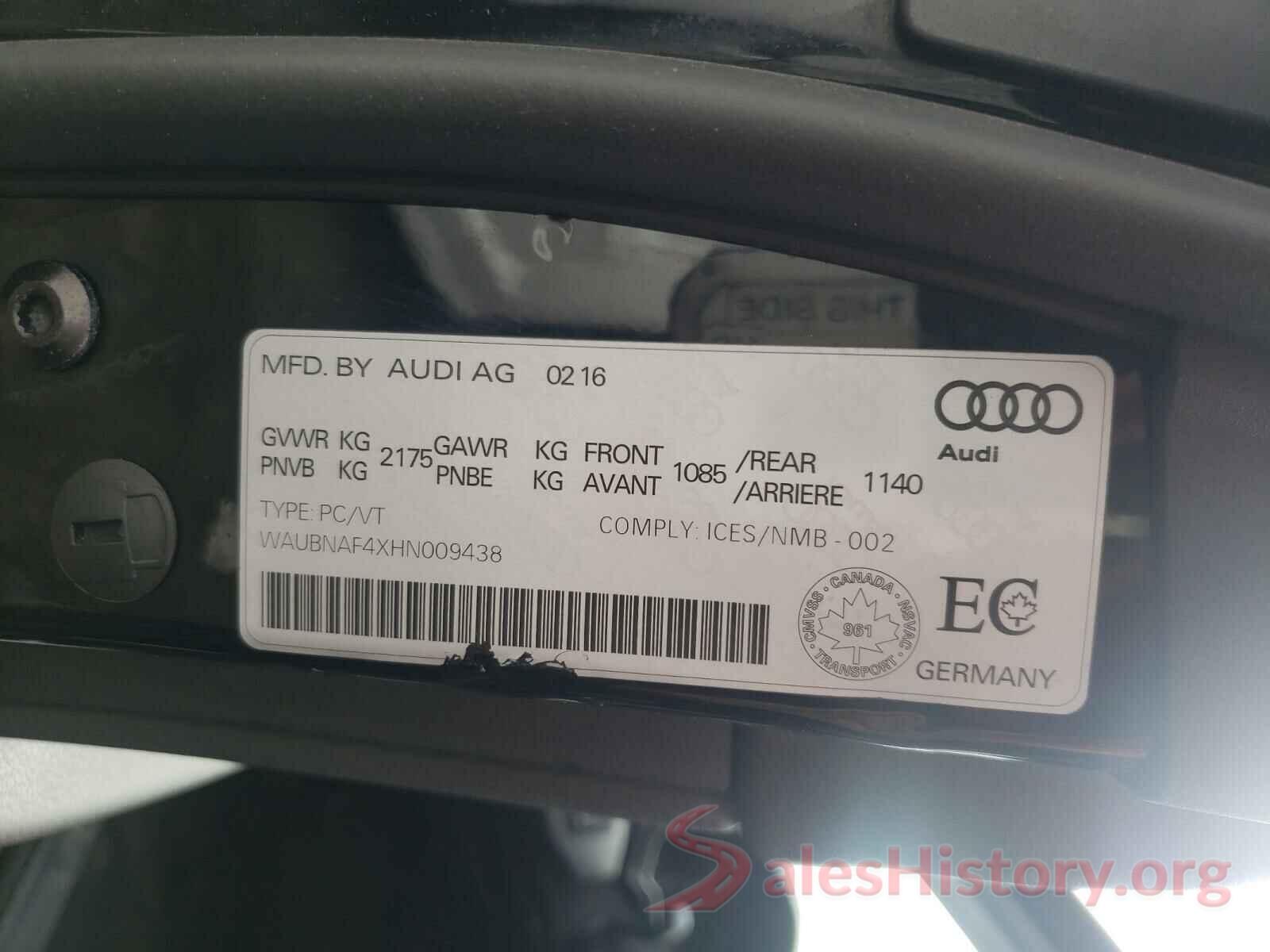 WAUBNAF4XHN009438 2017 AUDI A4