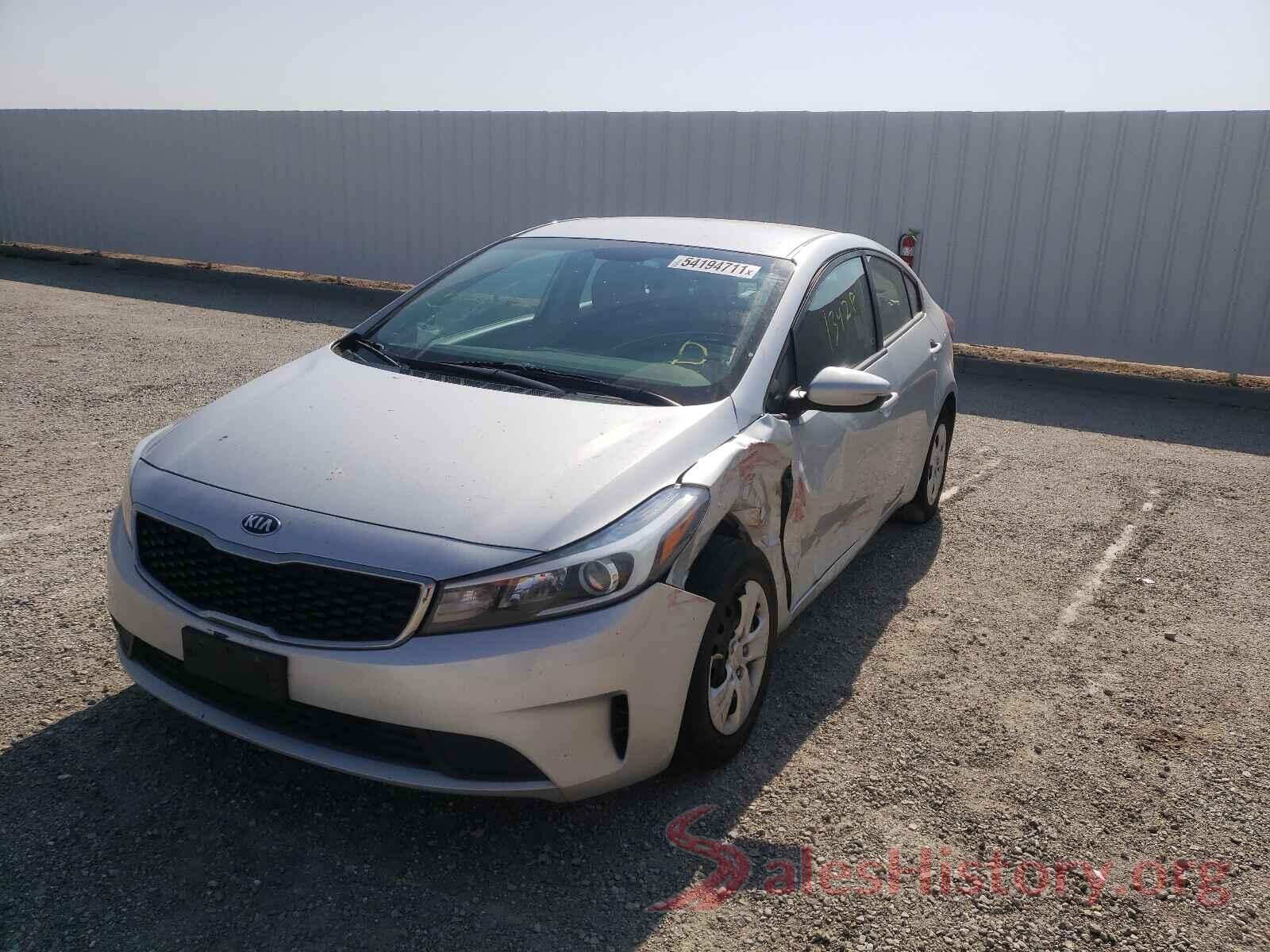 3KPFK4A78HE027778 2017 KIA FORTE