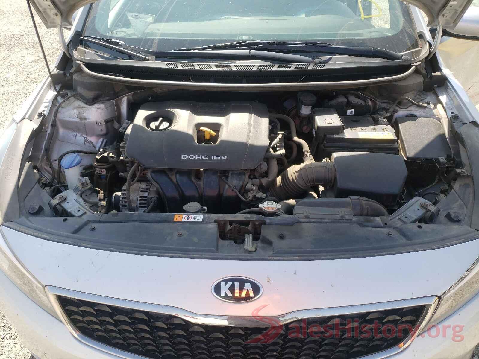 3KPFK4A78HE027778 2017 KIA FORTE