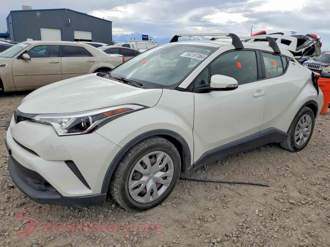 JTNKHMBX1K1054225 2019 TOYOTA C-HR