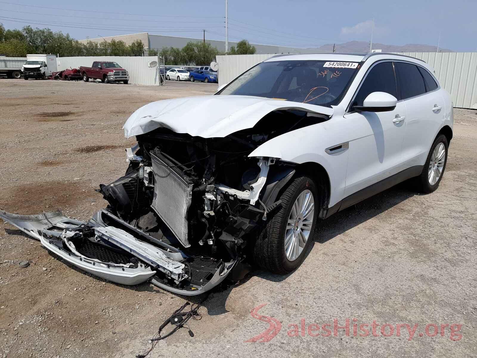 SADCN2EV0JA240308 2018 JAGUAR F-PACE