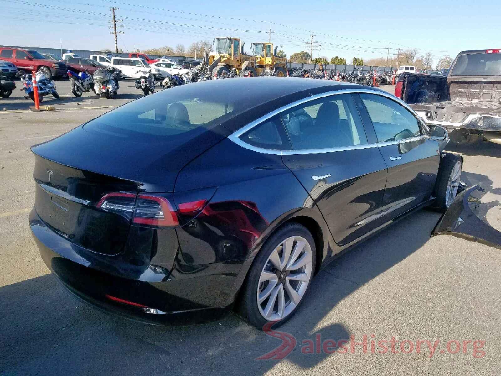 5YJ3E1EB1JF054909 2018 TESLA MODEL 3