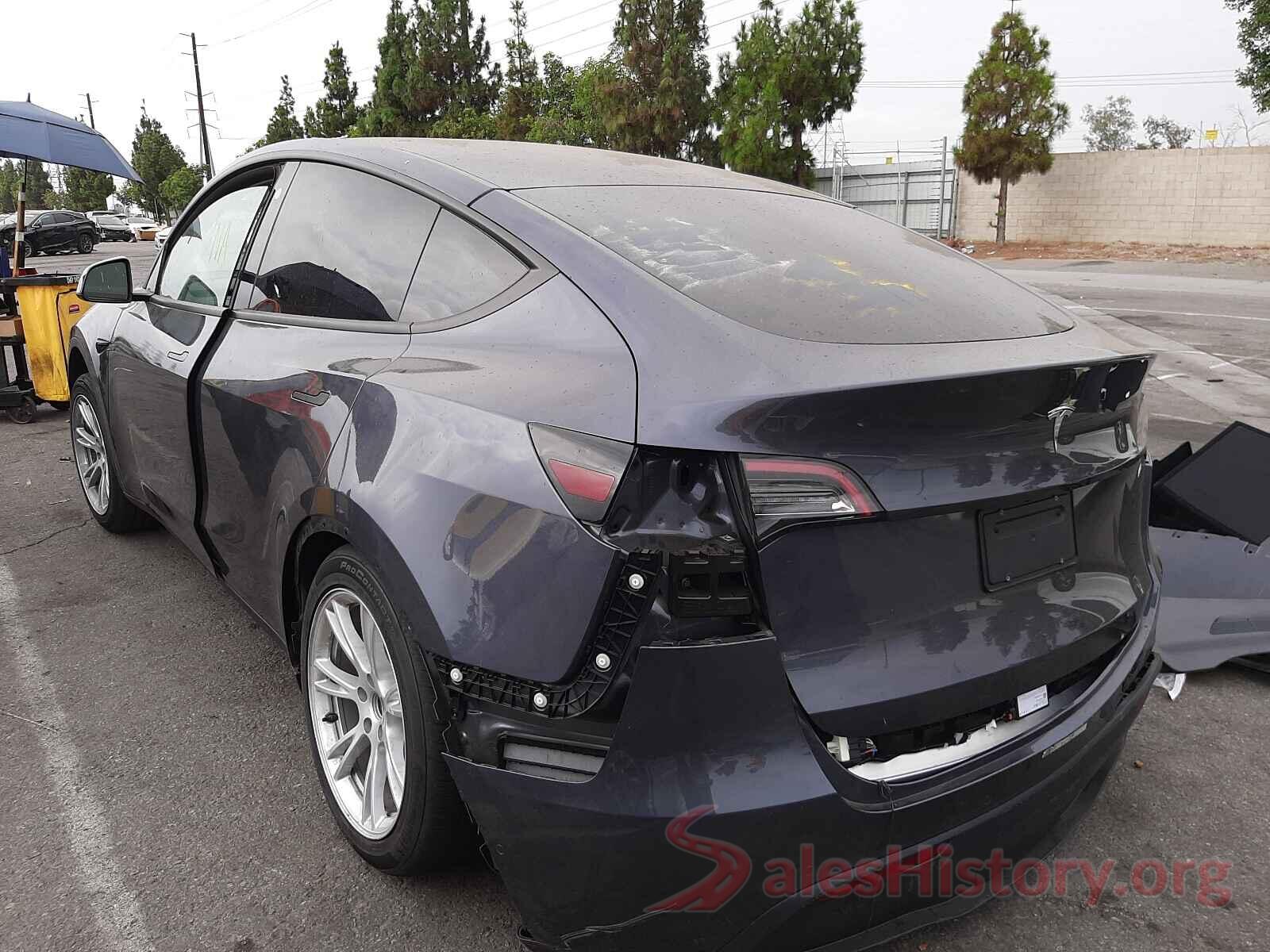 5YJYGDED6MF133001 2021 TESLA MODEL Y