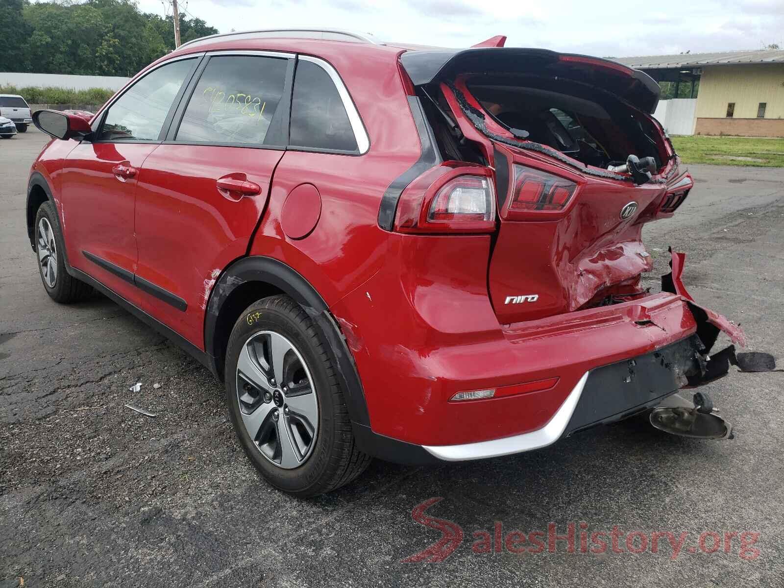 KNDCB3LC8J5110992 2018 KIA NIRO