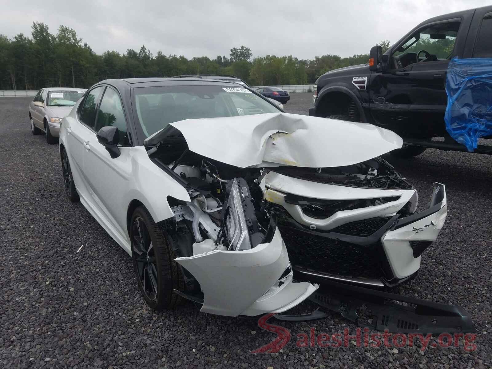 4T1BZ1HK7JU020715 2018 TOYOTA CAMRY