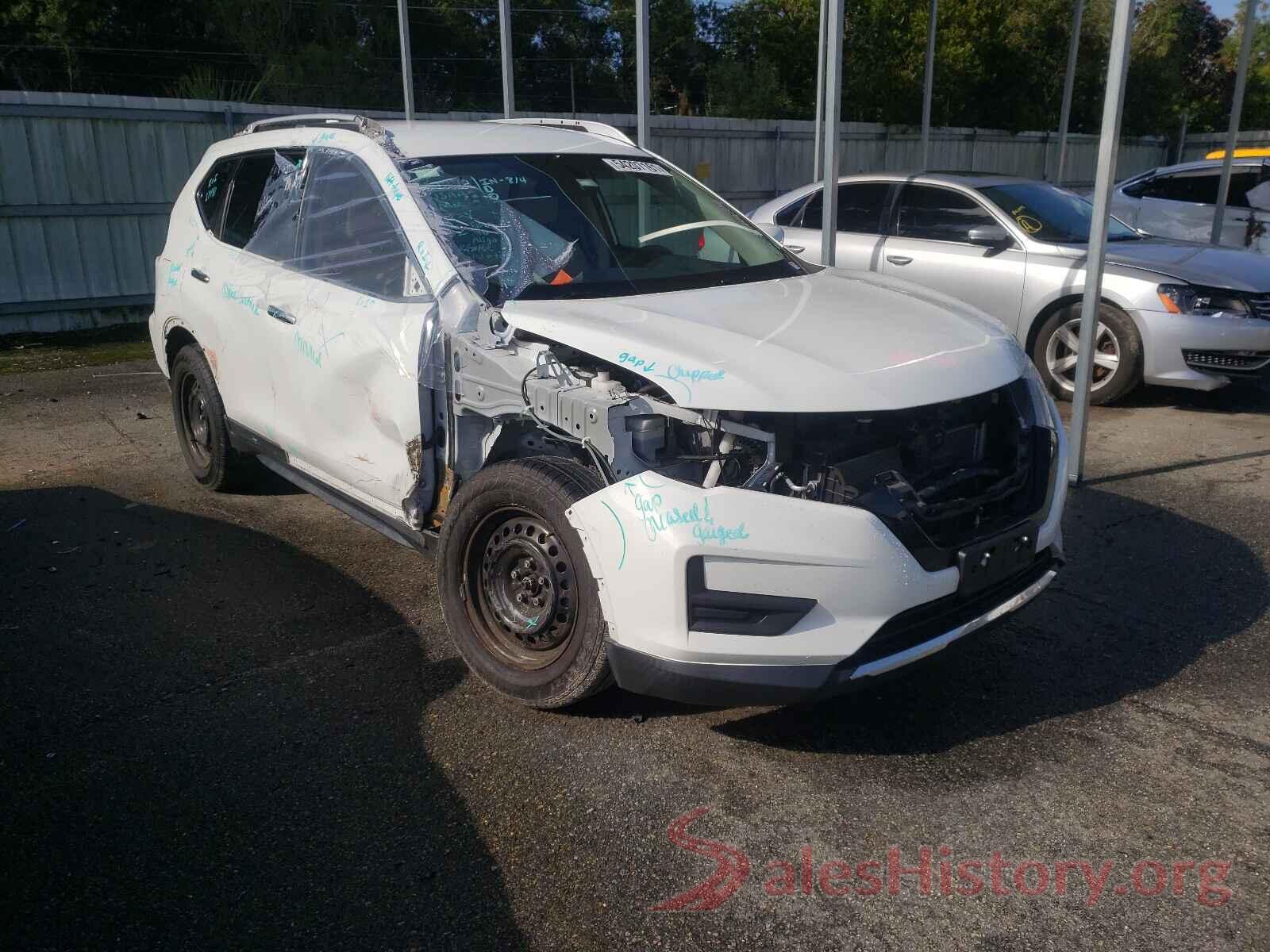 KNMAT2MT7HP512885 2017 NISSAN ROGUE