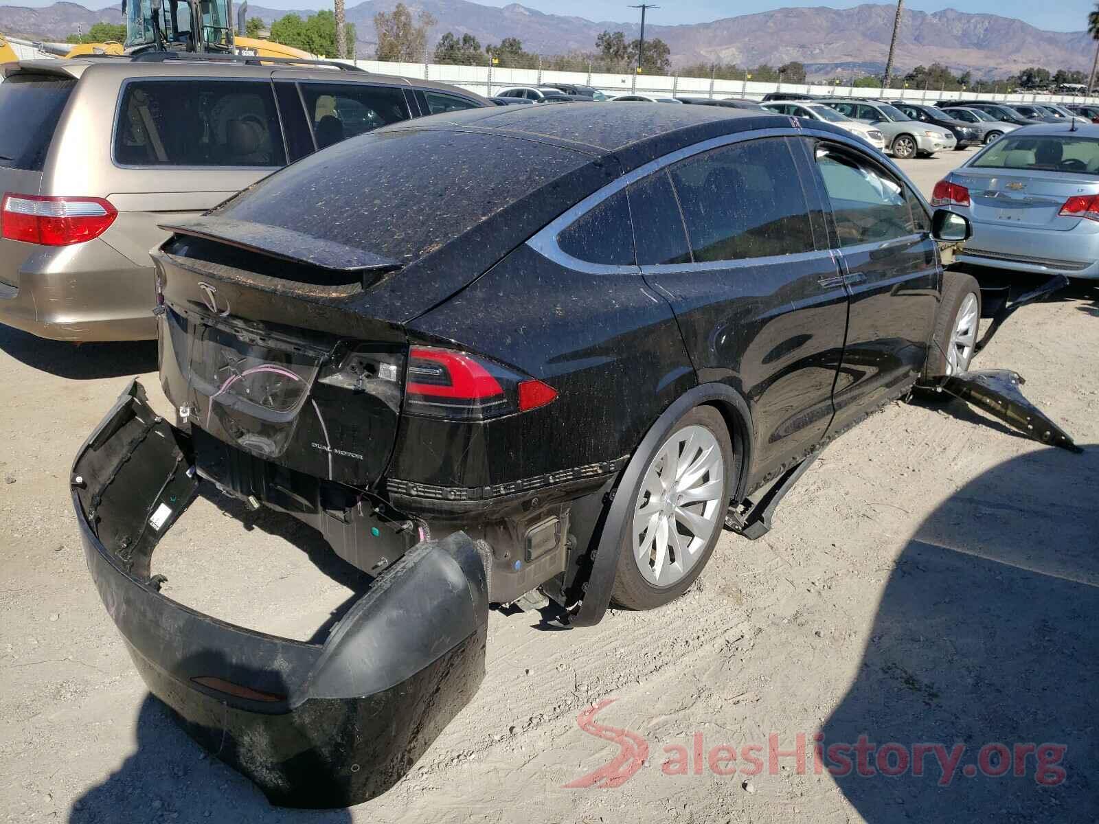 5YJXCBE26KF209338 2019 TESLA MODEL X