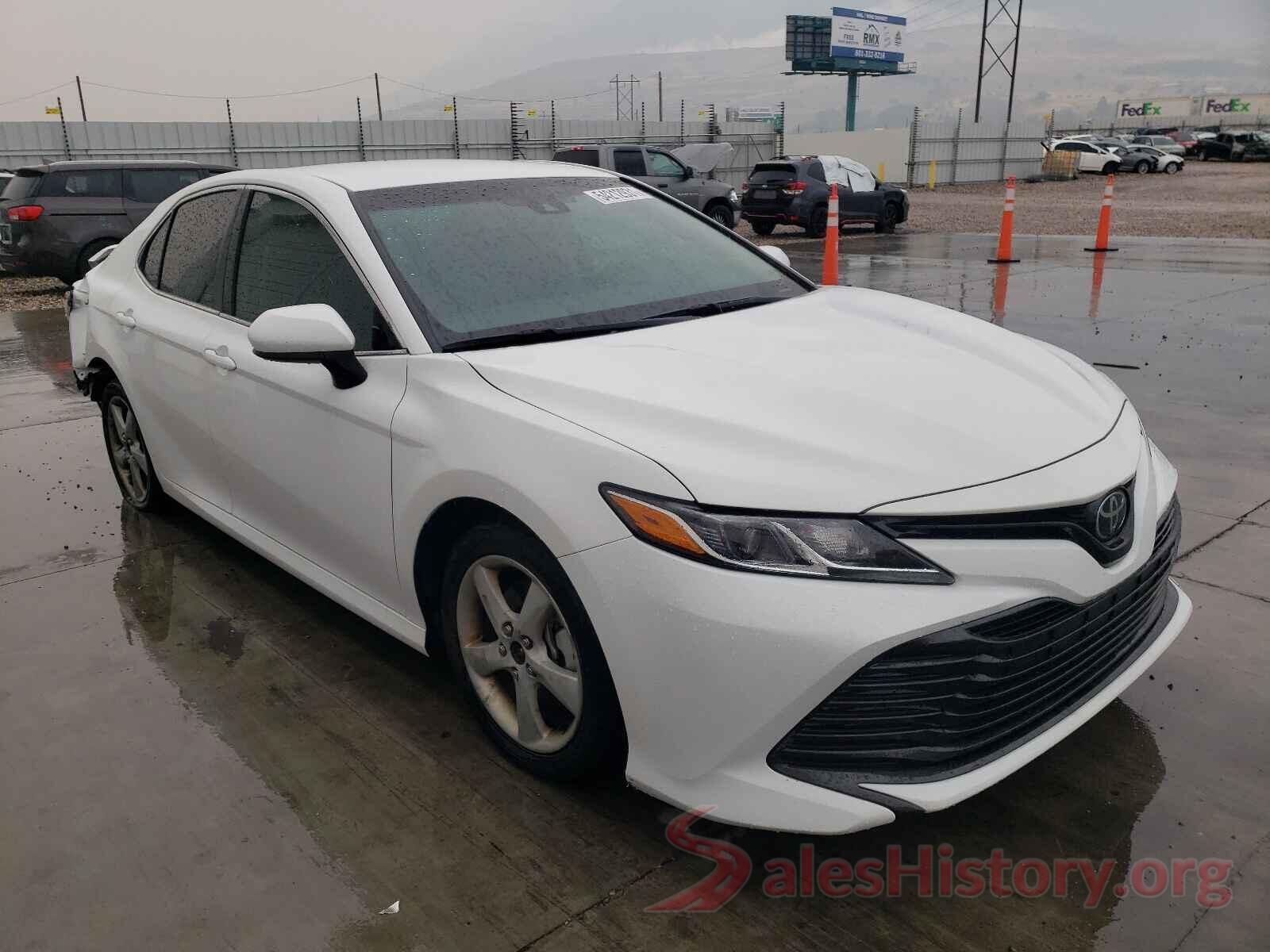 4T1B11HK6JU600514 2018 TOYOTA CAMRY