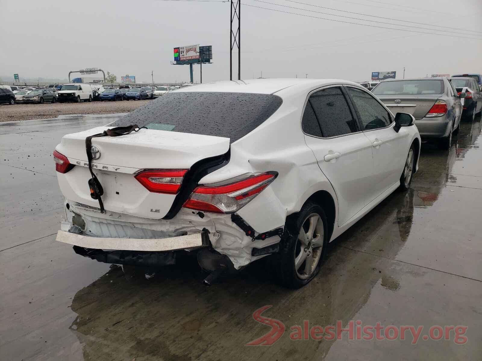 4T1B11HK6JU600514 2018 TOYOTA CAMRY