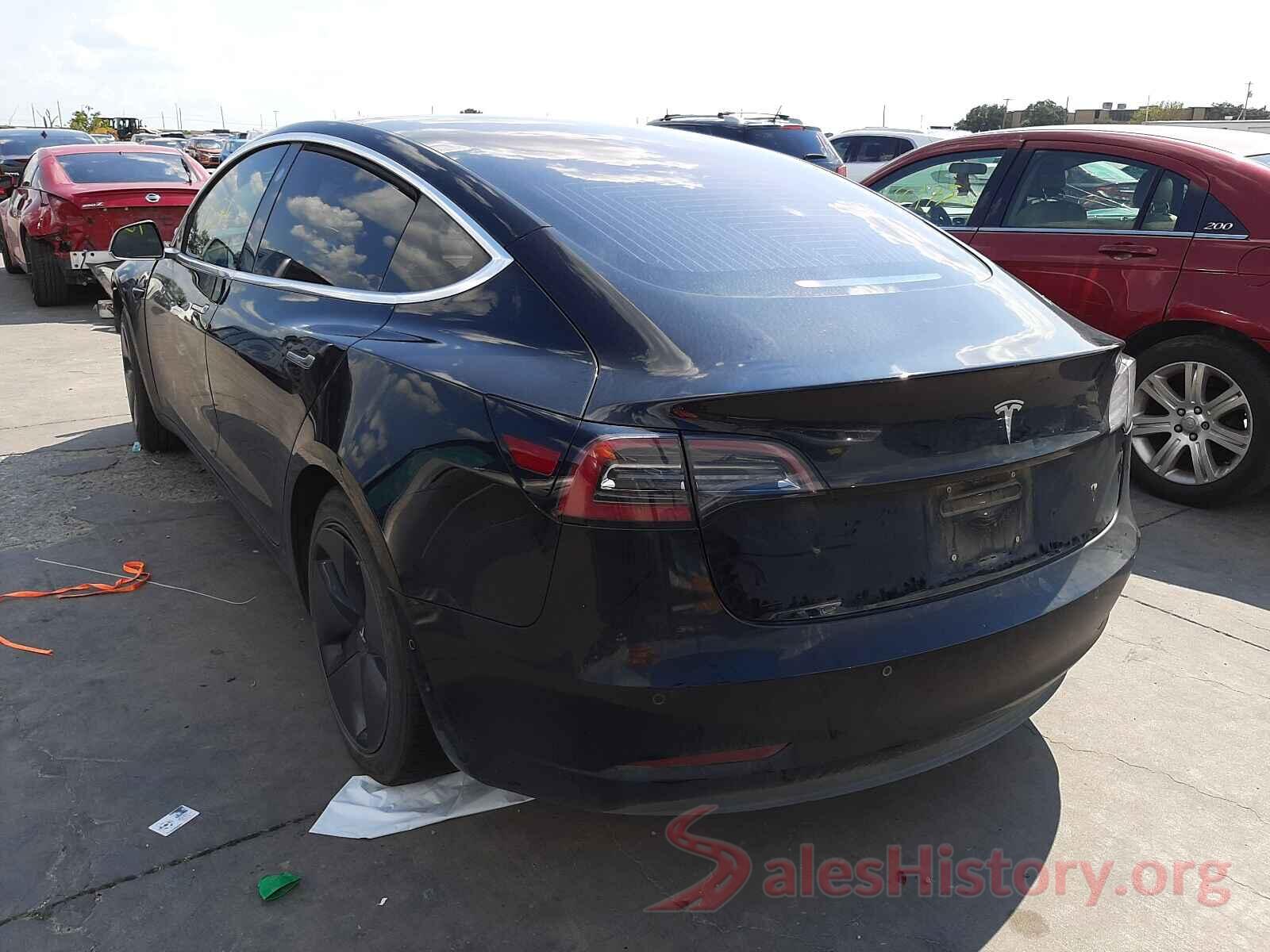 5YJ3E1EA2JF034272 2018 TESLA MODEL 3