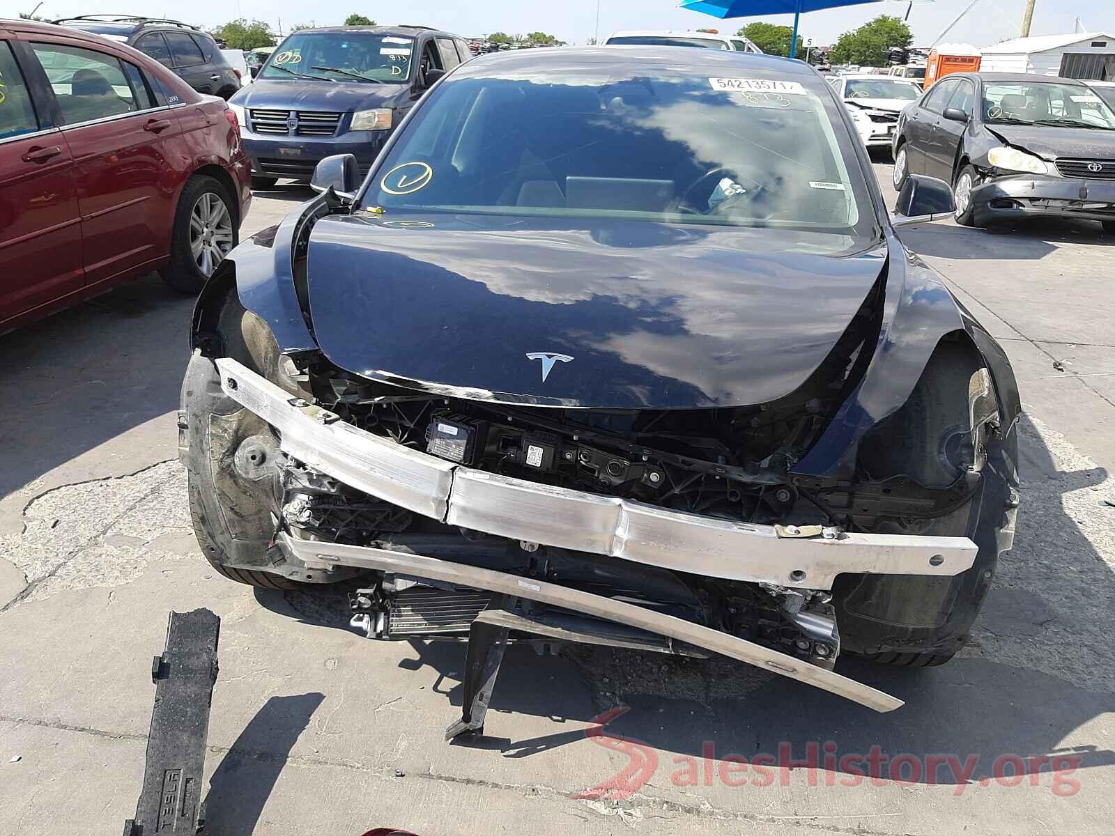 5YJ3E1EA2JF034272 2018 TESLA MODEL 3