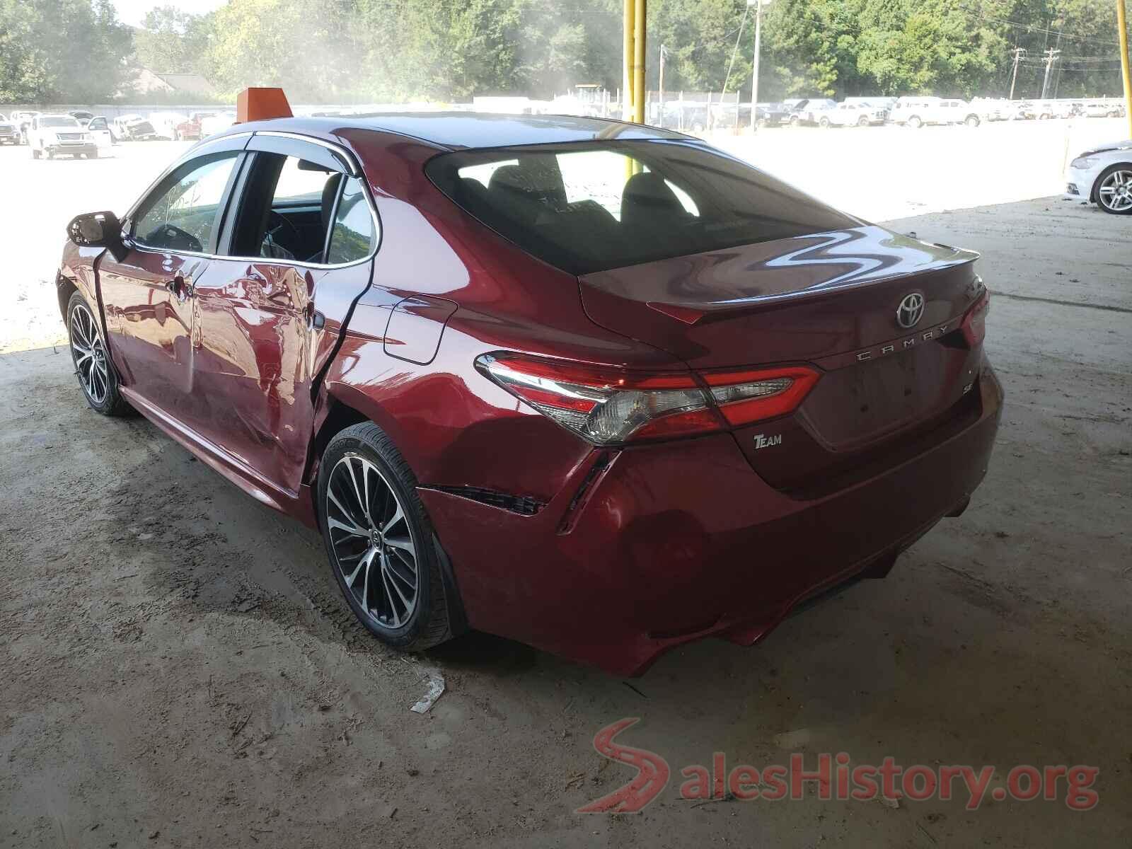 4T1B11HK5JU592695 2018 TOYOTA CAMRY