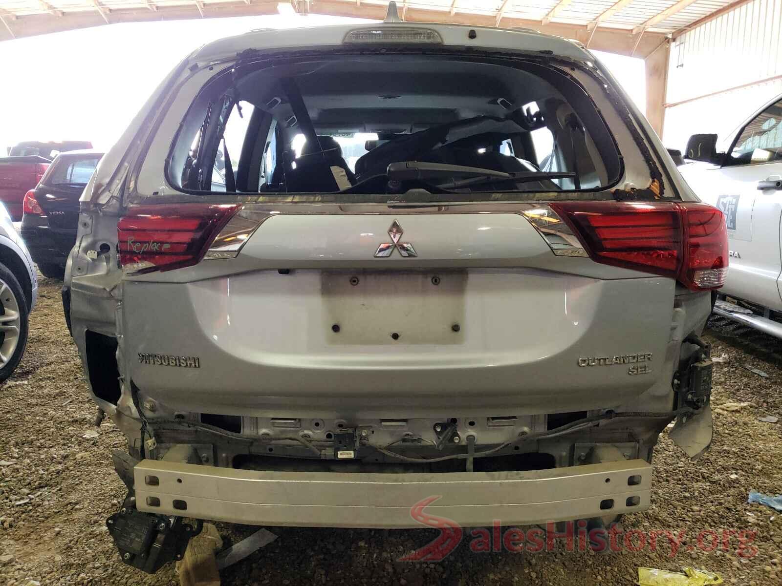 JA4AD3A37HZ035218 2017 MITSUBISHI OUTLANDER