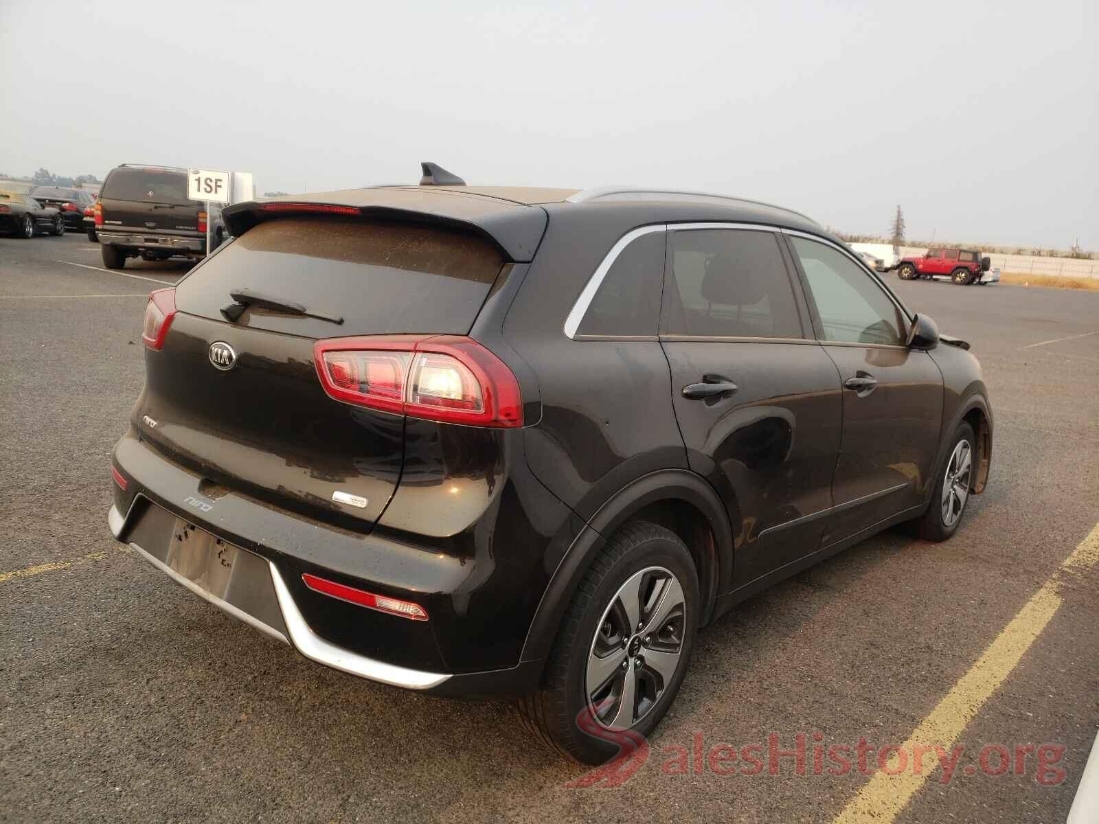 KNDCB3LC2H5084979 2017 KIA NIRO