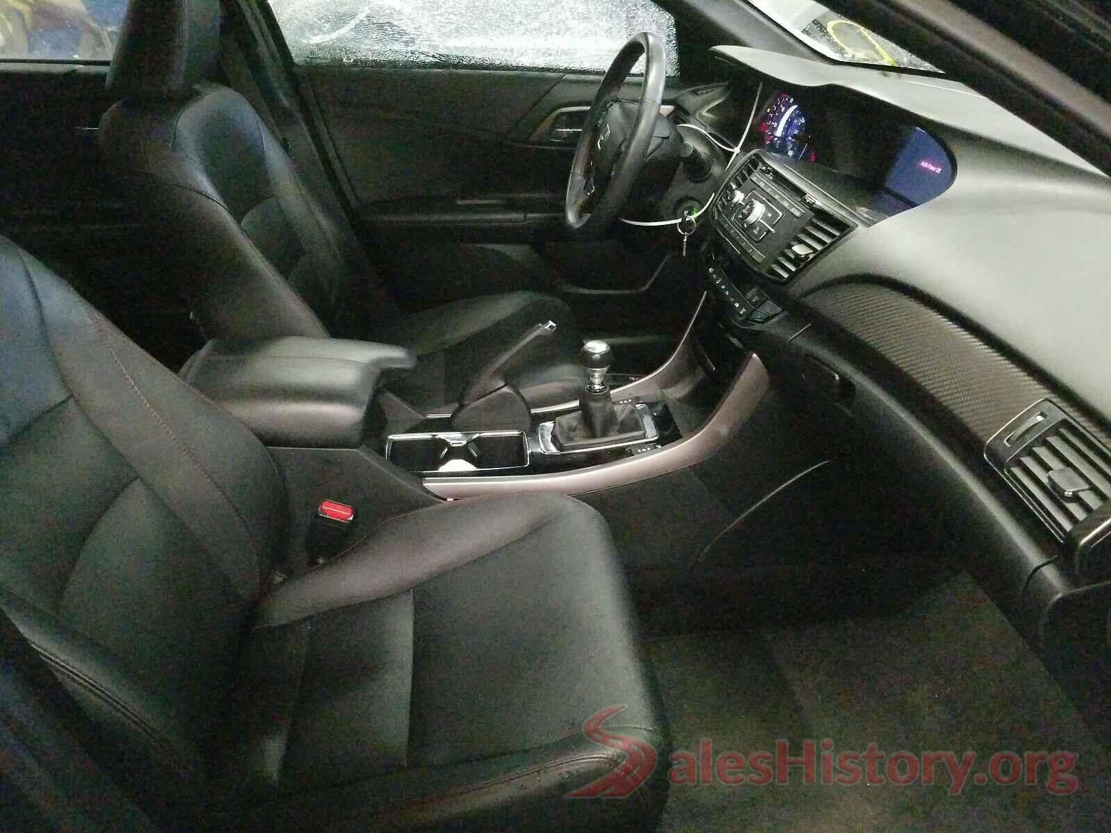 1HGCR2E12HA052074 2017 HONDA ACCORD