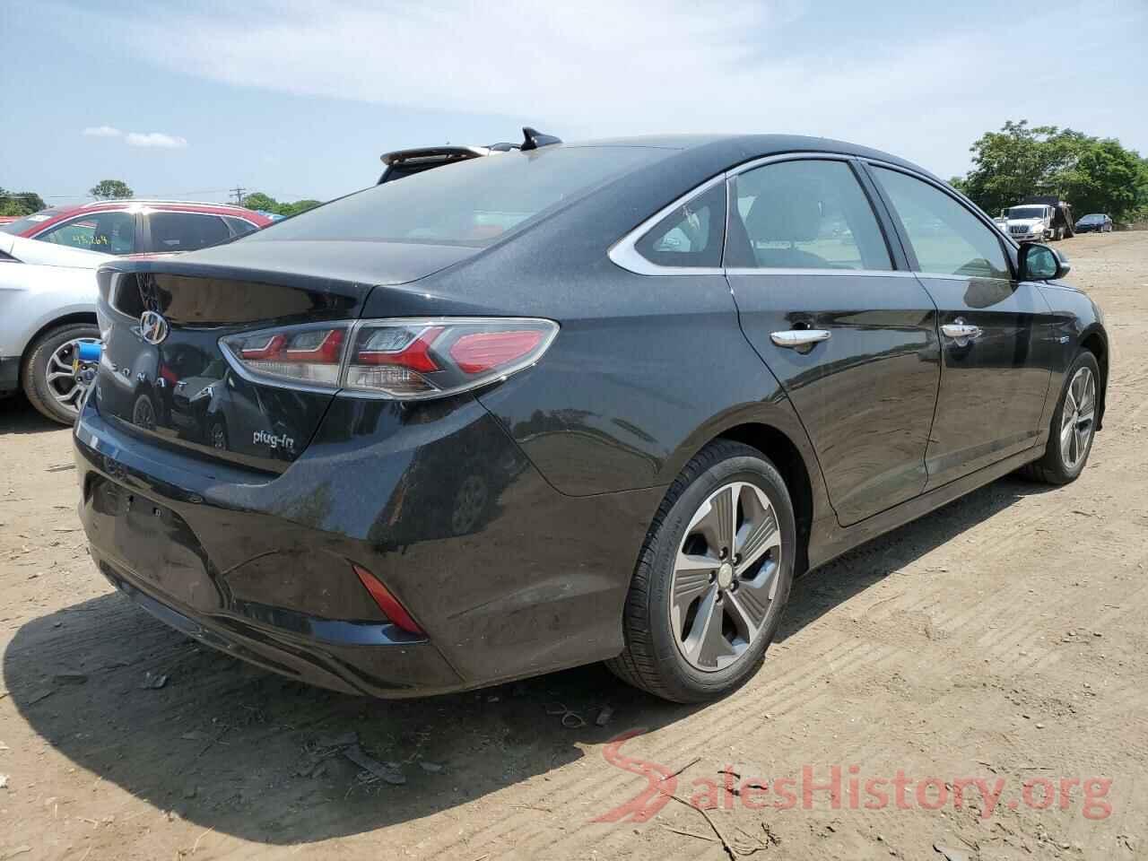 KMHE14L24KA092598 2019 HYUNDAI SONATA